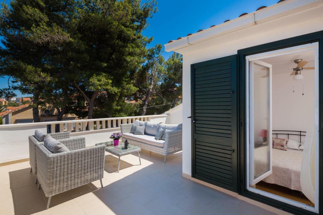 Holiday Home Brac Supetar Exterior photo