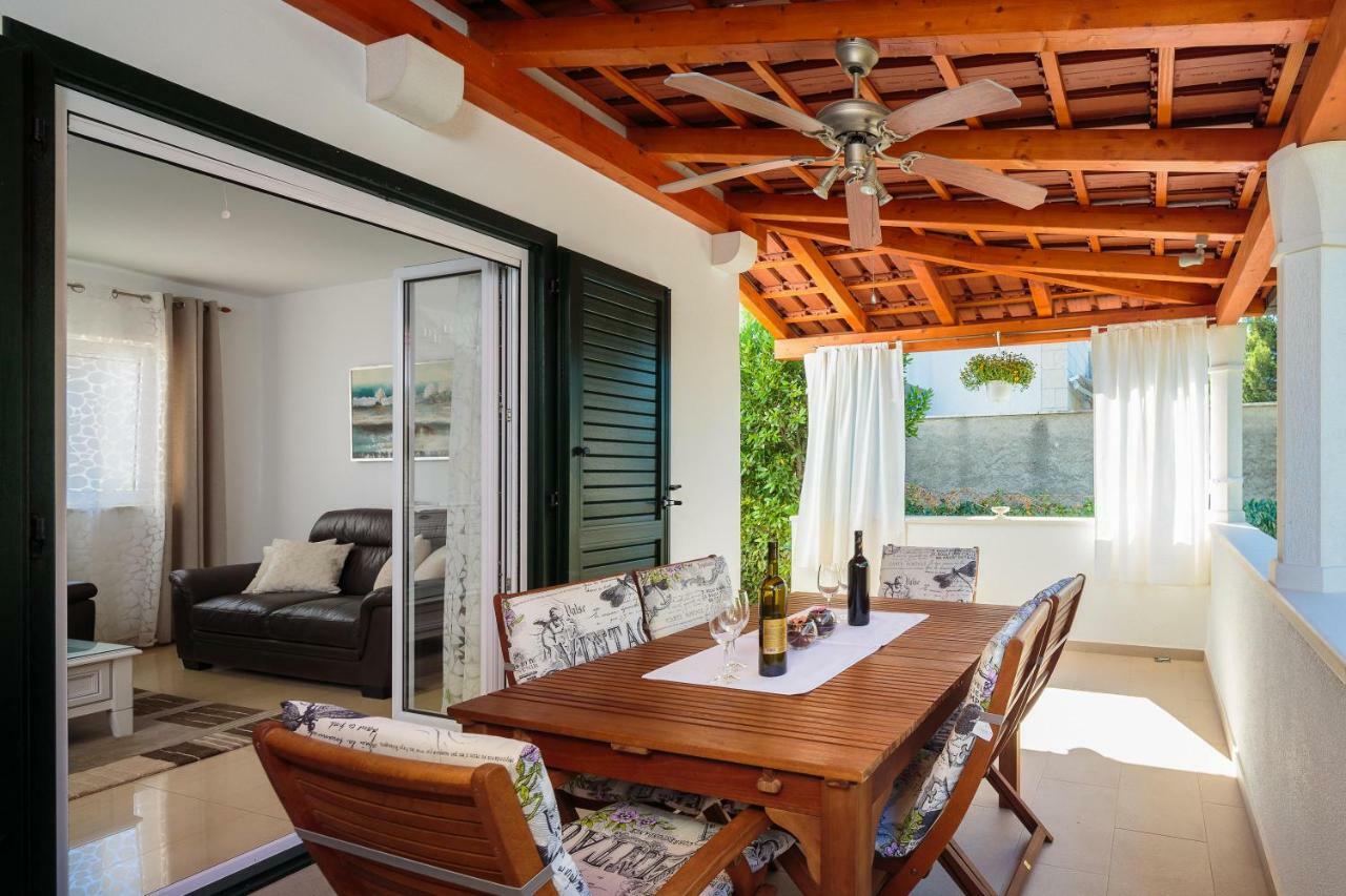 Holiday Home Brac Supetar Exterior photo