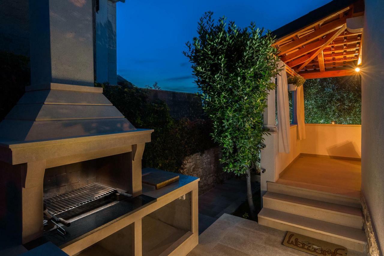 Holiday Home Brac Supetar Exterior photo
