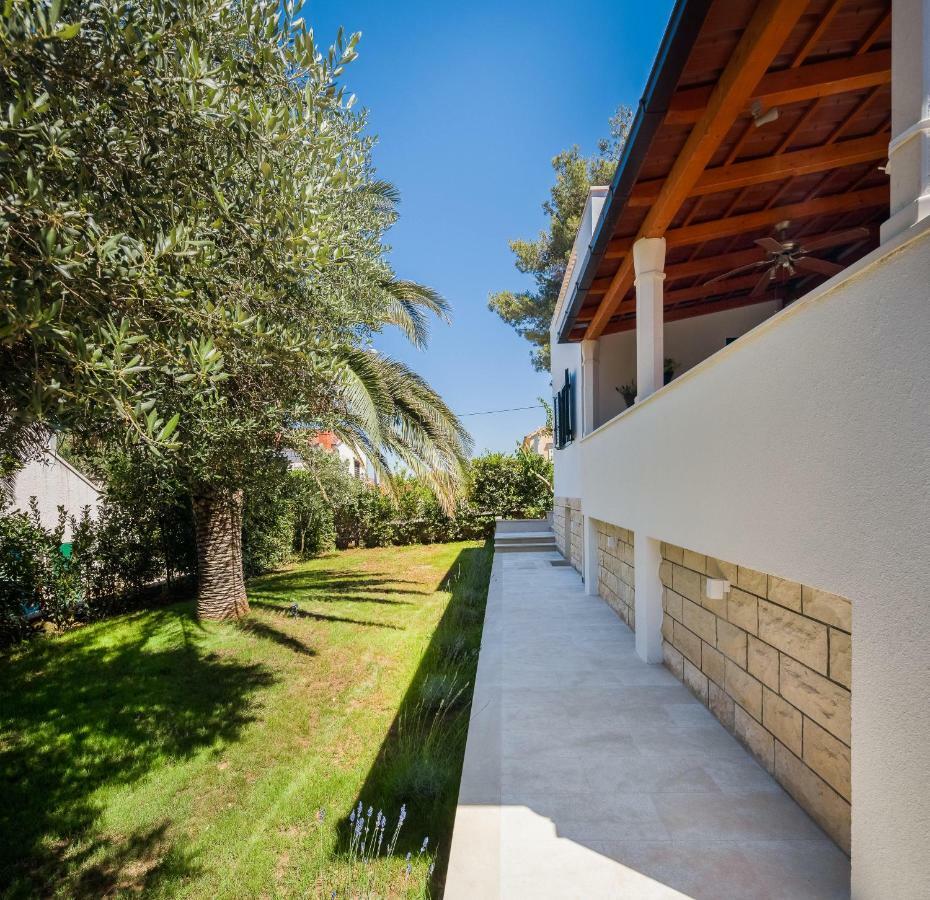 Holiday Home Brac Supetar Exterior photo