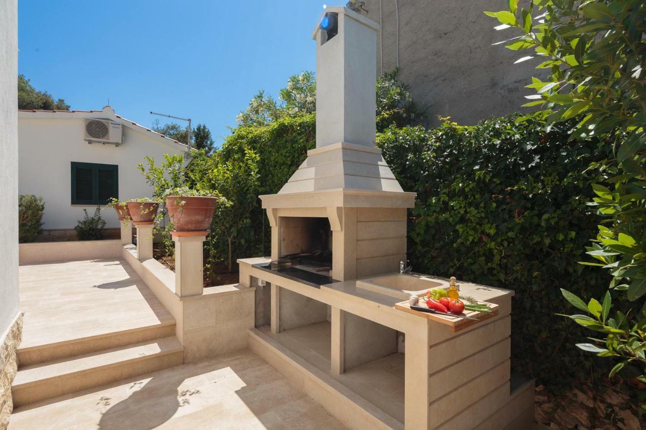 Holiday Home Brac Supetar Exterior photo