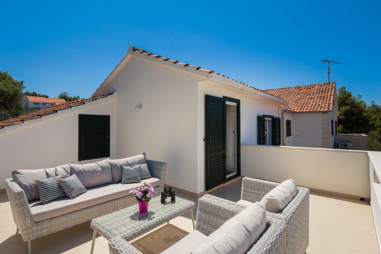 Holiday Home Brac Supetar Exterior photo